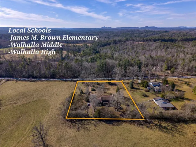 $410,000 | 8650 Highlands Highway, Mountain Rest, SC 29664