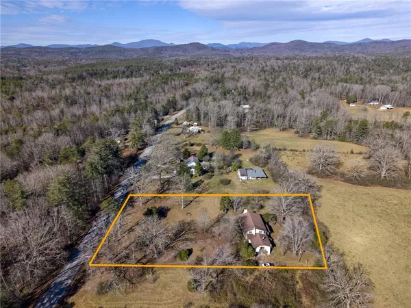 $410,000 | 8650 Highlands Highway, Mountain Rest, SC 29664