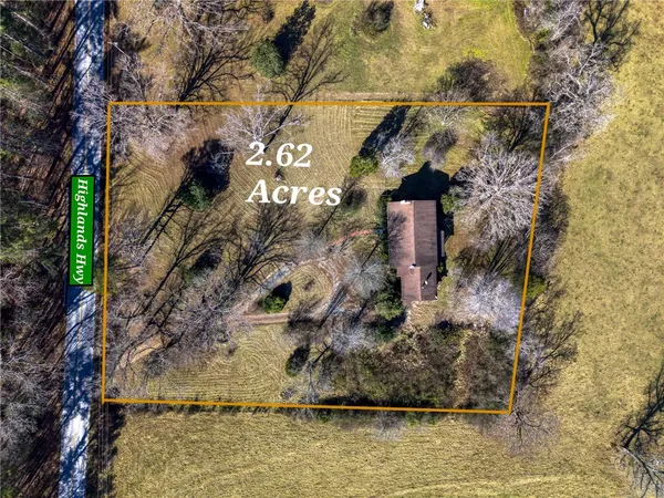 $410,000 | 8650 Highlands Highway, Mountain Rest, SC 29664