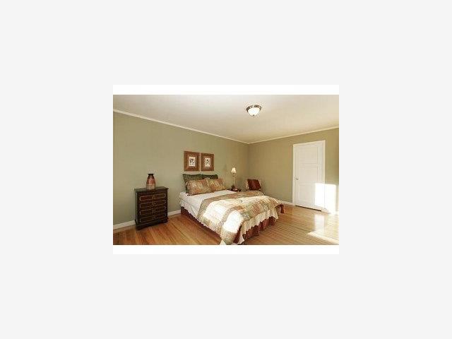 506 Princeton Road San Mateo, CA 94402 - Photo 6 of 9