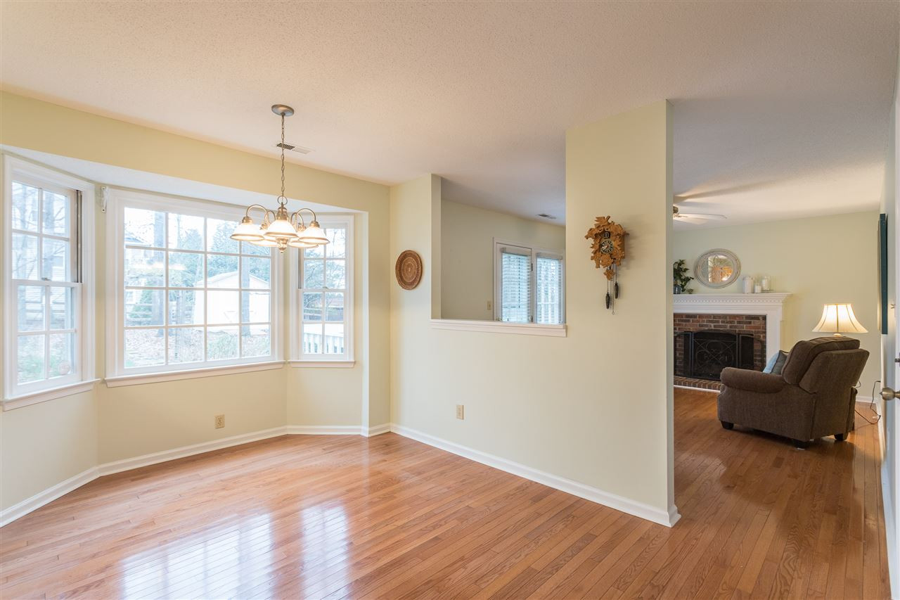 9612 Bells Valley Drive Raleigh, NC 27617 - Photo 11 of 30 Breakfast Area