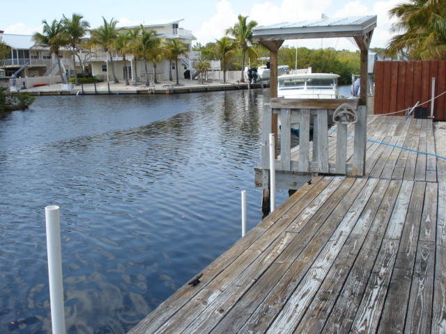 619 La Paloma Road Key Largo, FL 33037 - Photo 7 of 18 dock