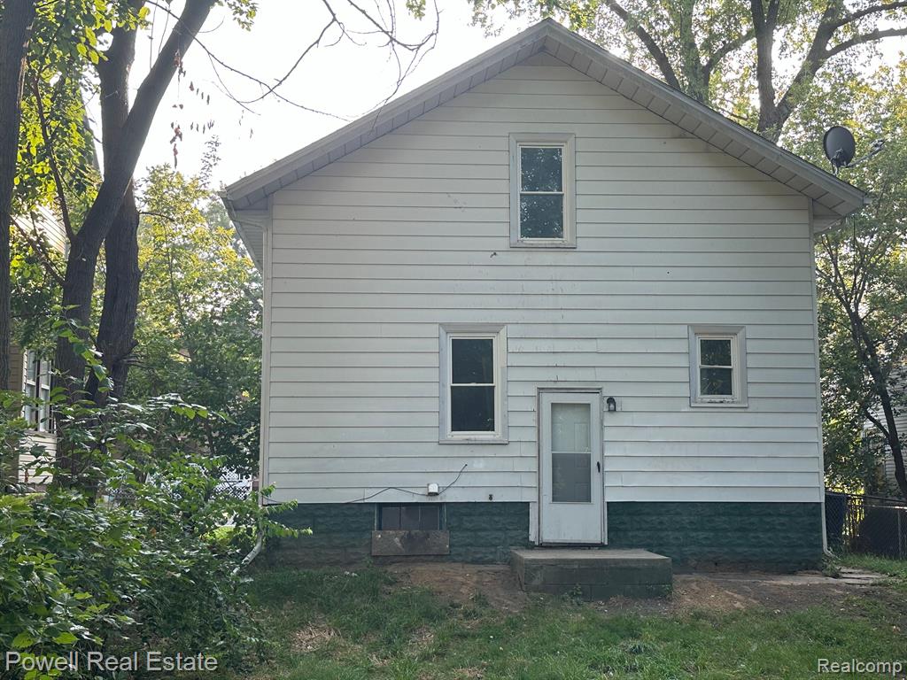 43 Summit Street Pontiac, MI 48342 - Photo 4 of 24