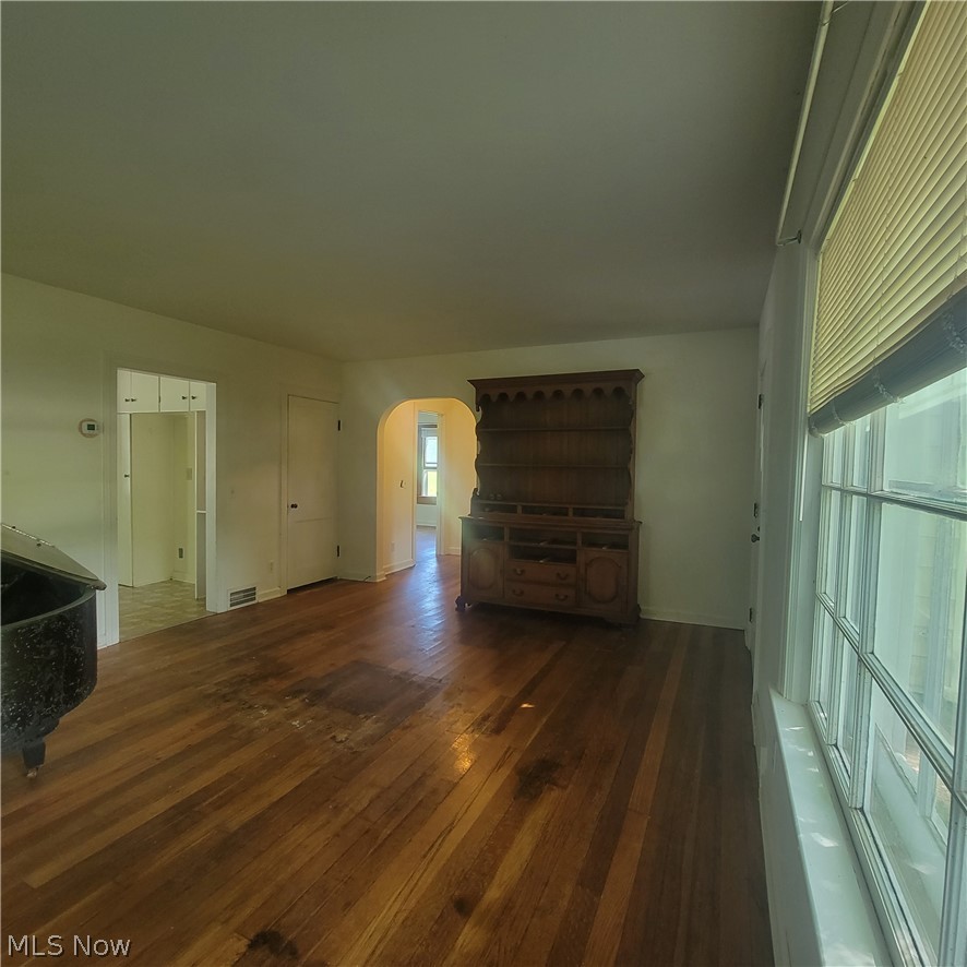 11765 Claridon Troy Road Chardon, OH 44024 - Photo 11 of 30 Gallery Image 11