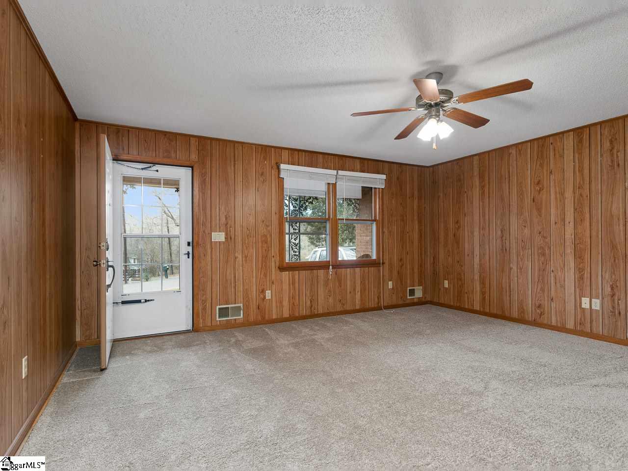 109 Hickory Hollow Road Inman, SC 29349 - Photo 6 of 25