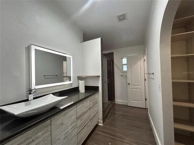 $2,500 | 24383 Southwest 8th Place, Newberry, FL 32669