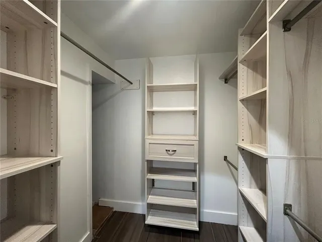 $2,500 | 24383 Southwest 8th Place, Newberry, FL 32669