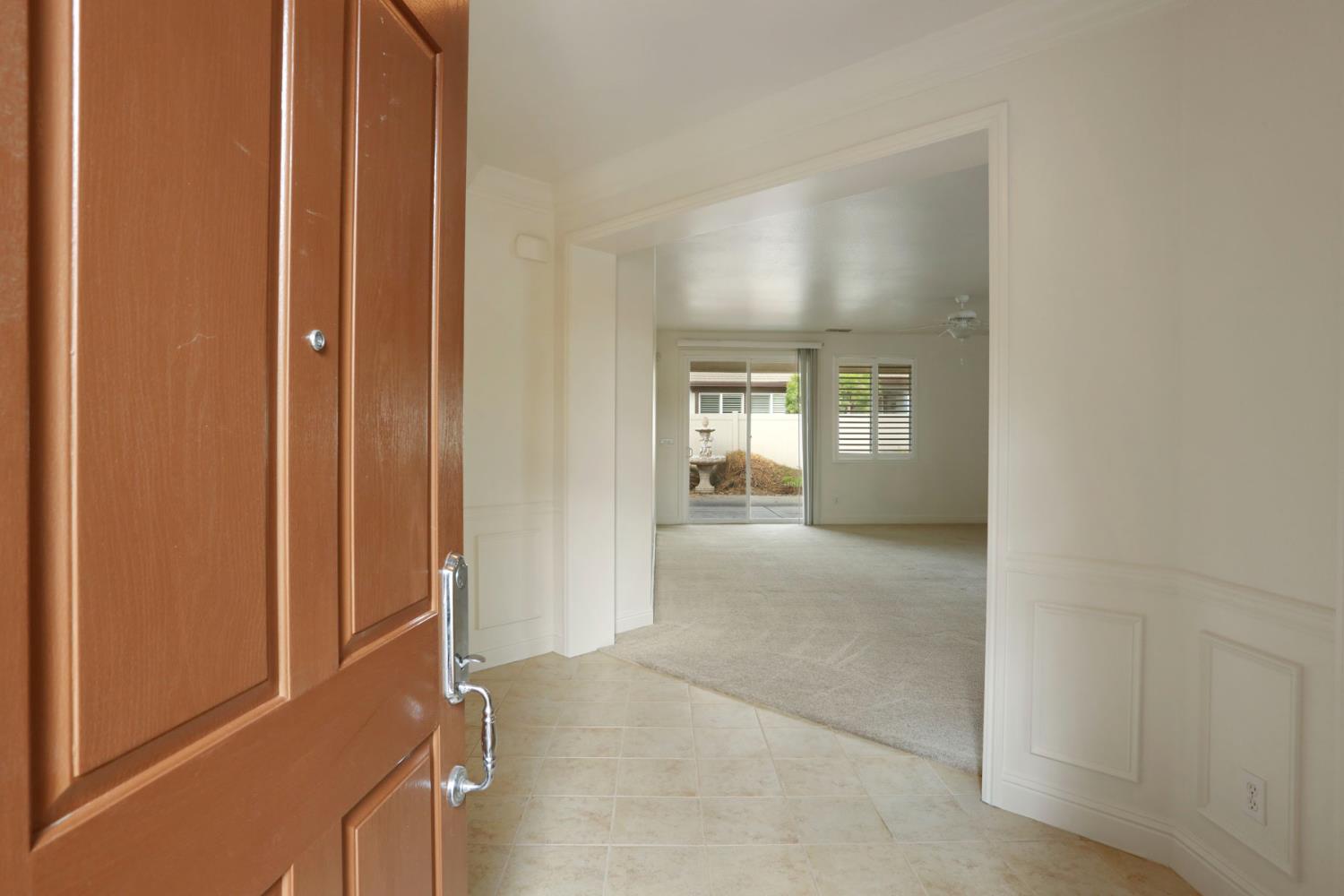 1709 Fox Trot Way Manteca, CA 95336 - Photo 3 of 24