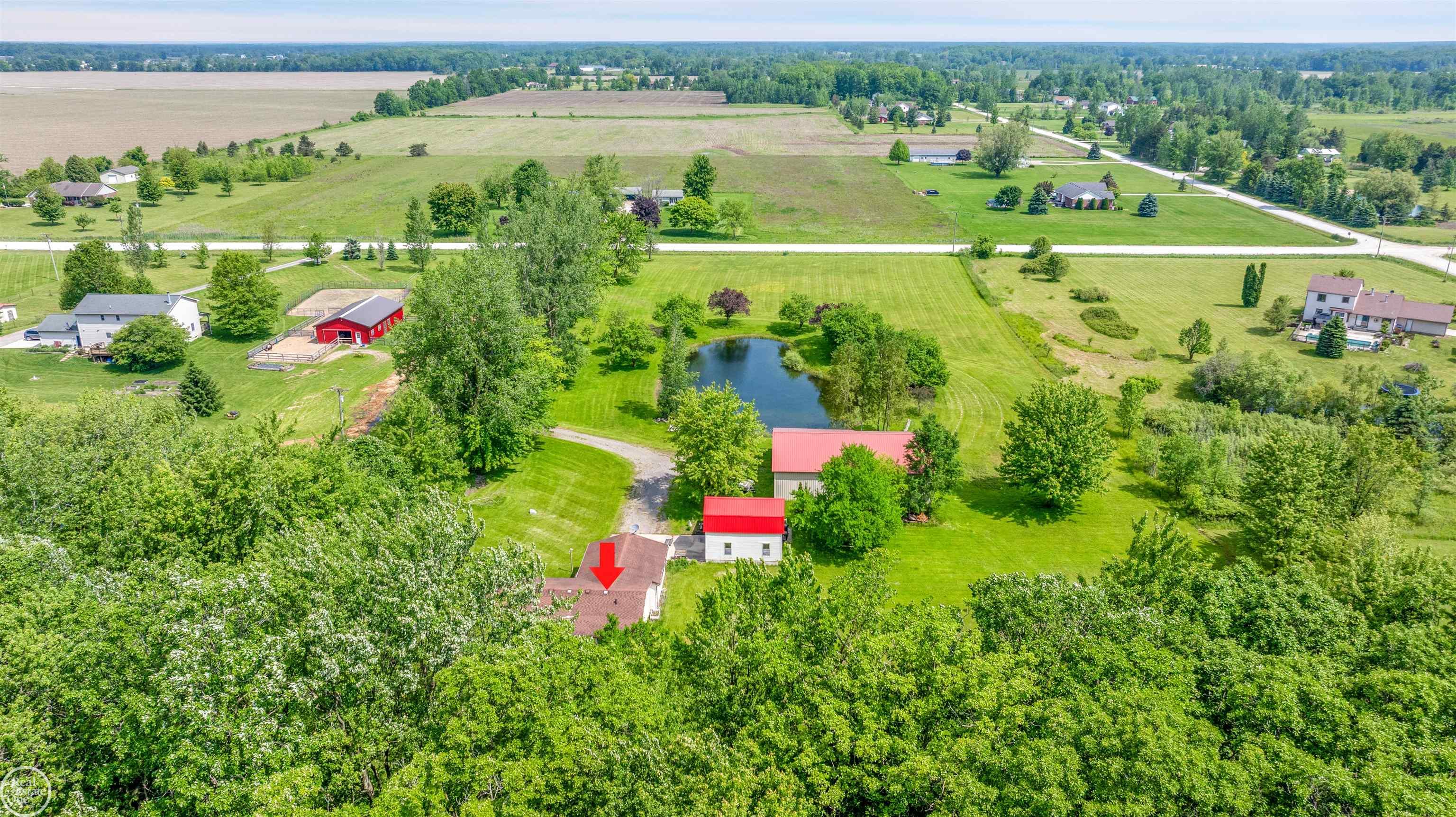13533 Hough Road Allenton, MI 48002 - Photo 6 of 41 50177862-0a42459d-351c-42f7-95b1-42273dd63add.JPG