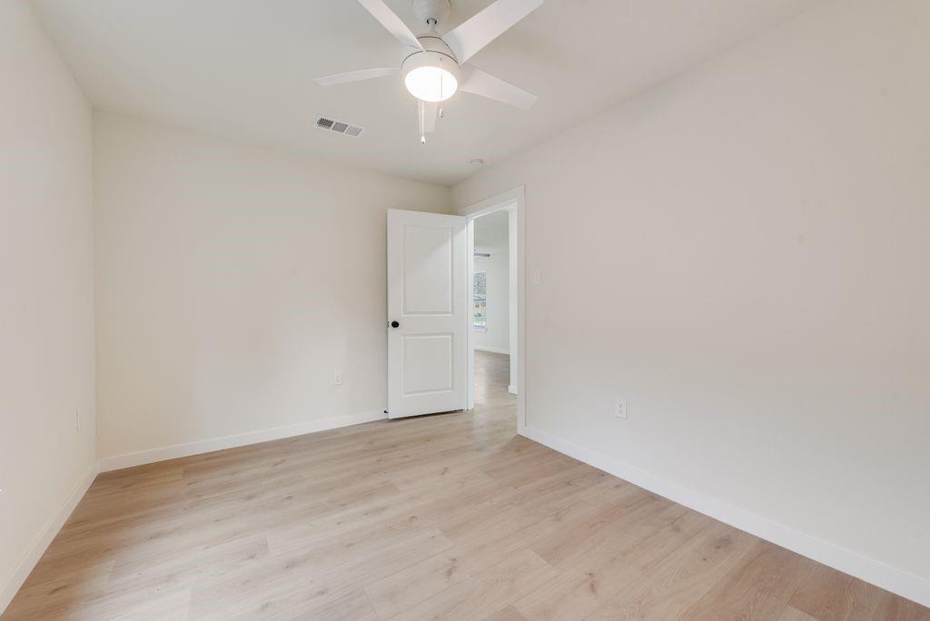 3414 Vilbig Road Dallas, TX 75212 - Photo 15 of 27 a view of an empty room
