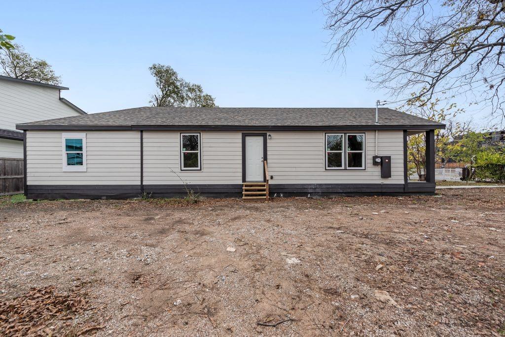 3414 Vilbig Road Dallas, TX 75212 - Photo 24 of 27 front view of a house