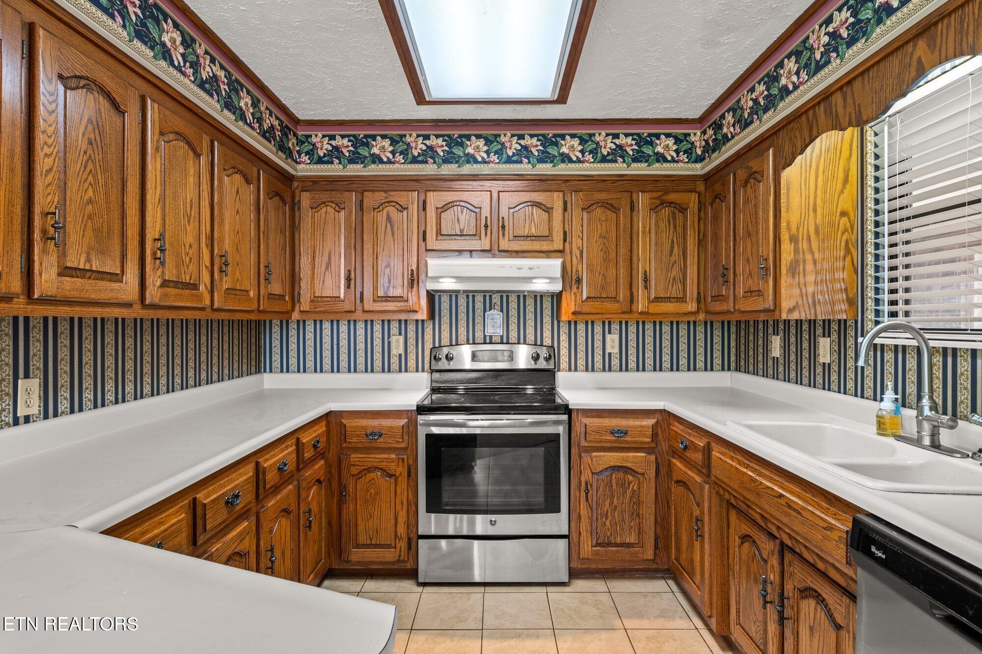 345 Thompson Road Madisonville, TN 37354 - Photo 10 of 60 345-Thompson-Rd-Madisonville-TN-11