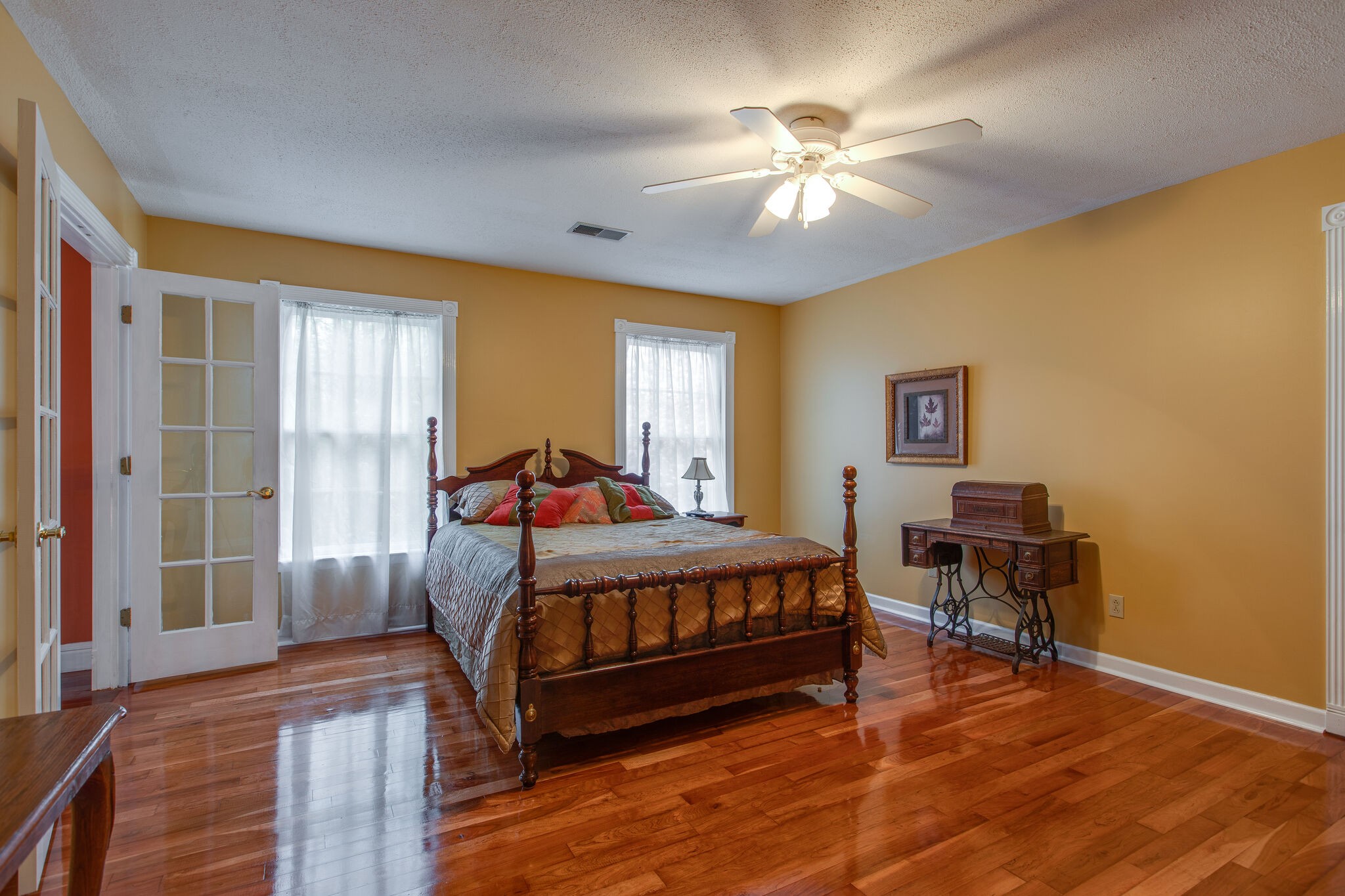 7217 Kingston Road Fairview, TN 37062 - Photo 31 of 50 a bed room with a bed and a window