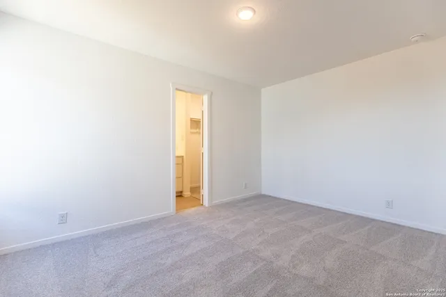 $1,800 | 12164 La Cuchilla, San Antonio, TX 78245