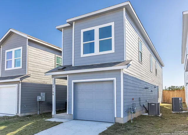 $1,800 | 12164 La Cuchilla, San Antonio, TX 78245
