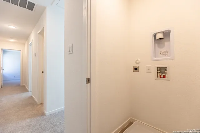 $1,800 | 12164 La Cuchilla, San Antonio, TX 78245