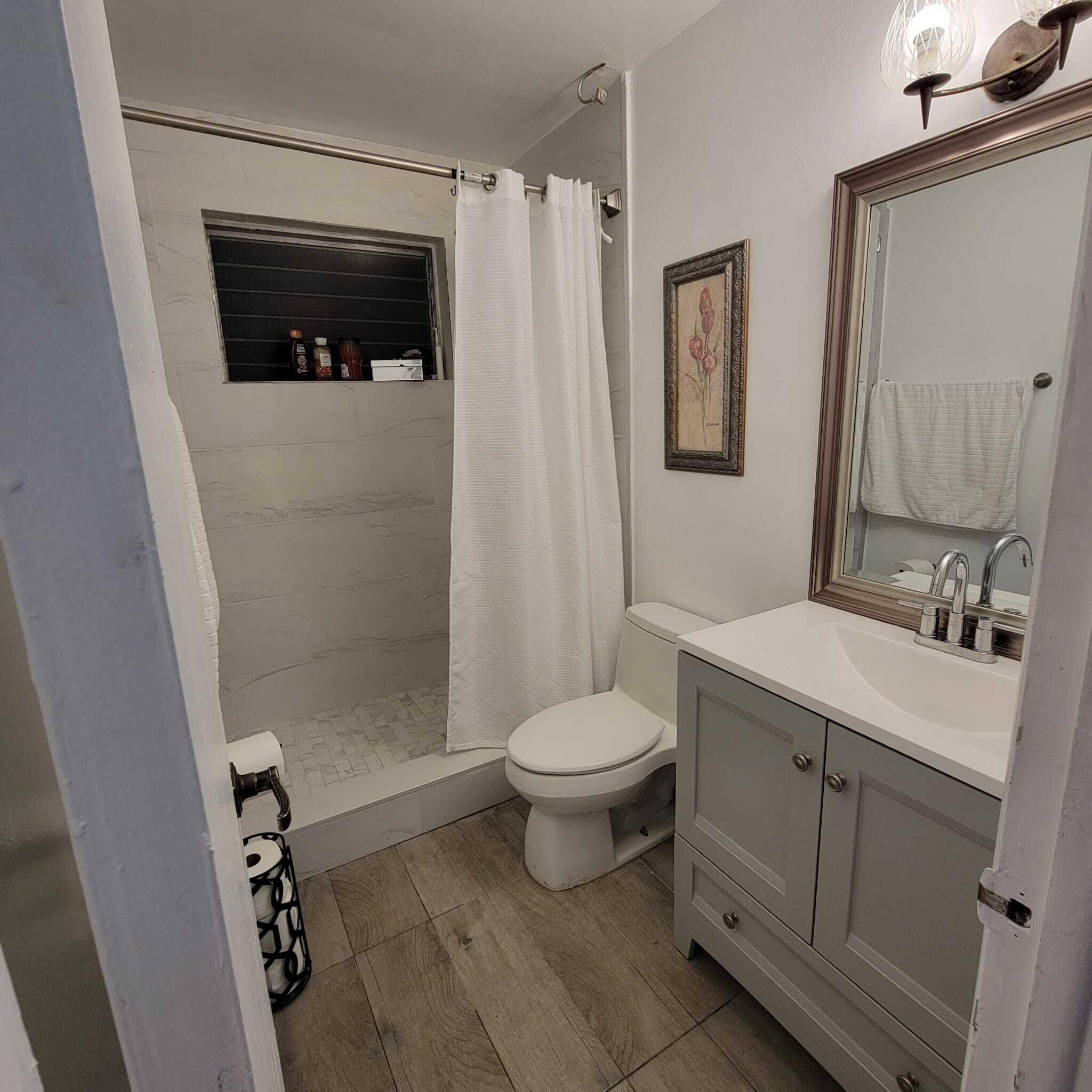 461 West 33rd Street Riviera Beach, FL 33404 - Photo 27 of 56 PHOTO-2022-01-18-22-46-37 (1)
