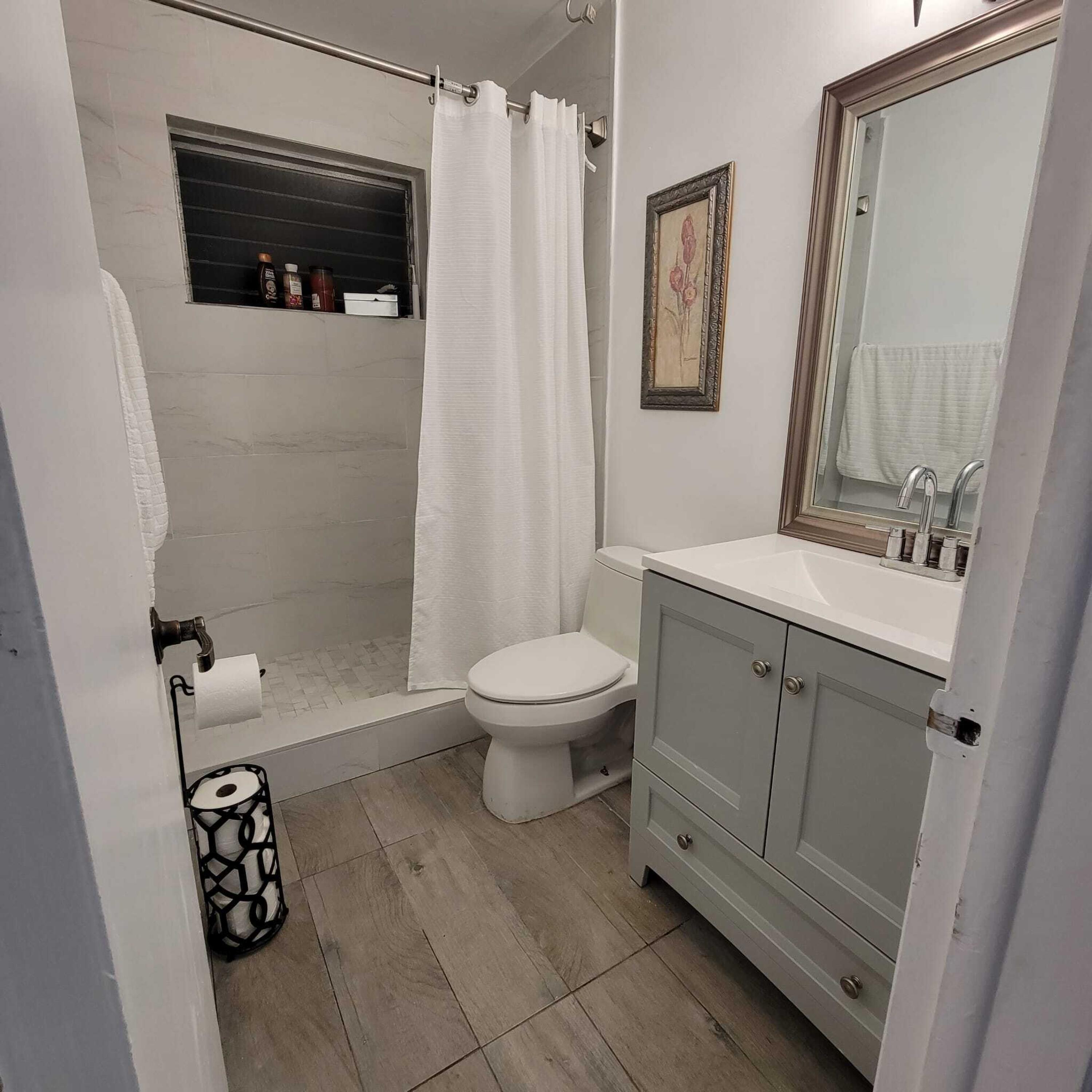 461 West 33rd Street Riviera Beach, FL 33404 - Photo 29 of 56 PHOTO-2022-01-18-22-46-37 (2)