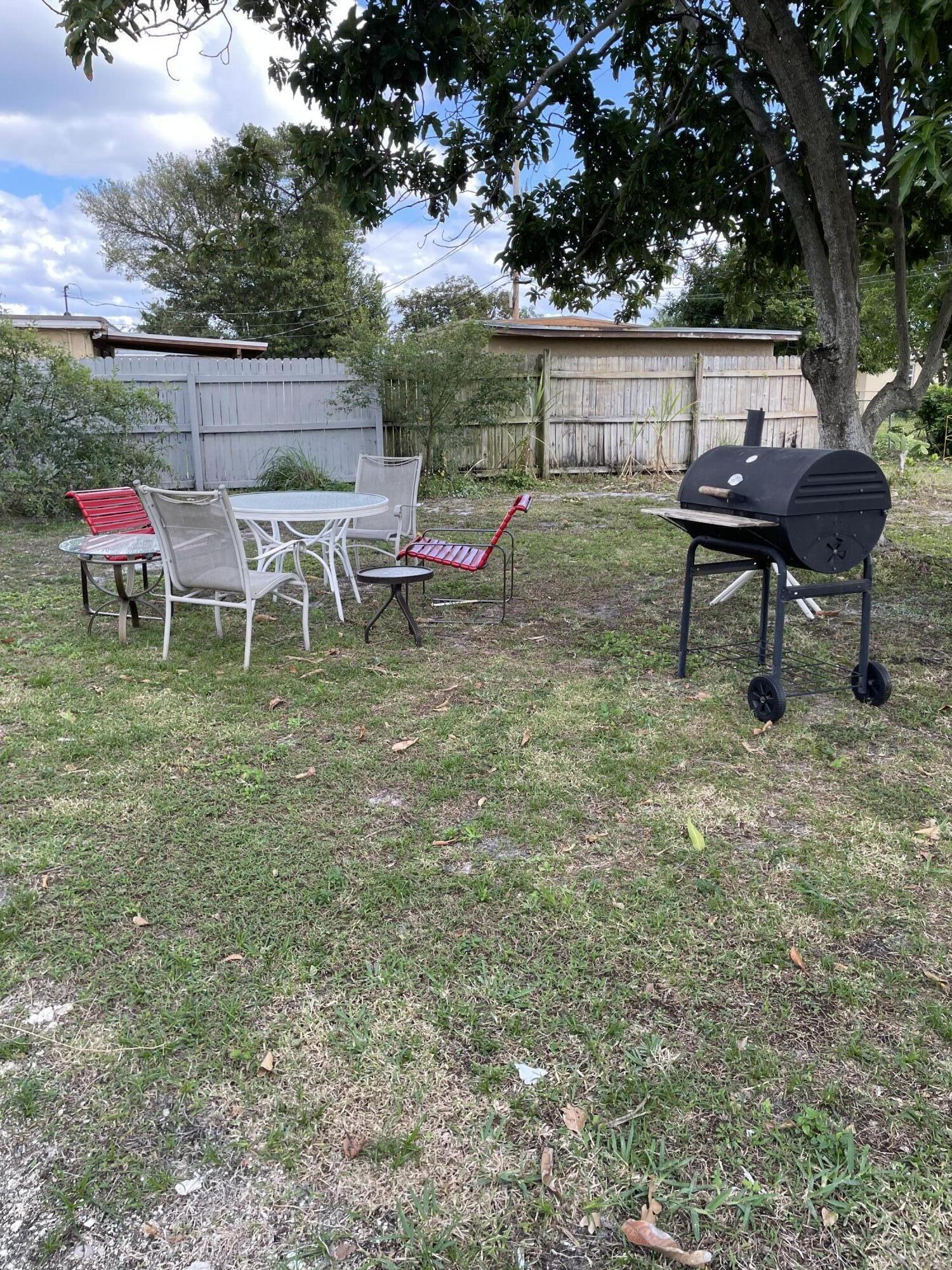 461 West 33rd Street Riviera Beach, FL 33404 - Photo 35 of 56 IMG_7831 (1)
