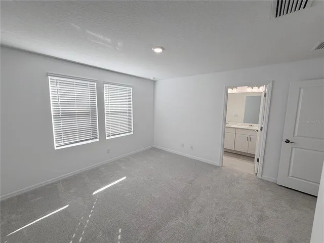 $2,150 | 3063 Novara Lane, Bradenton, FL 34211