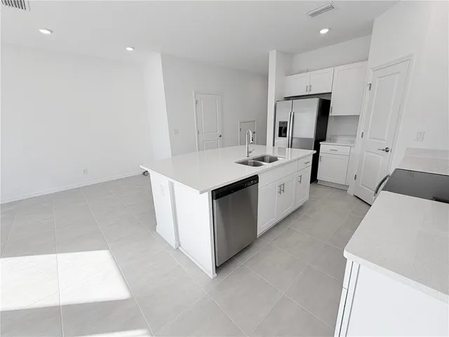 $2,150 | 3063 Novara Lane, Bradenton, FL 34211