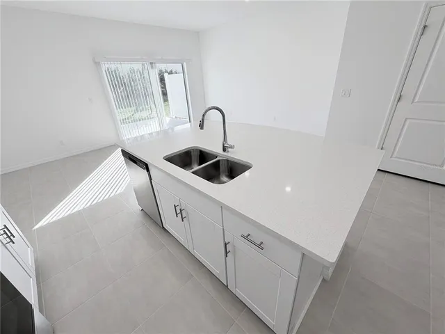 $2,150 | 3063 Novara Lane, Bradenton, FL 34211