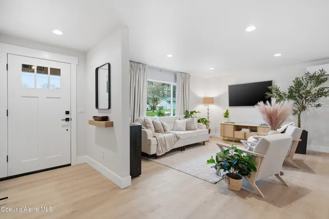 $549,000 | 1720 North 8th Street, Coeur D'Alene, ID 83814