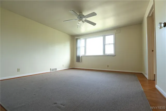 $1,250 | 105 Fernald Avenue, West Seneca, NY 14218