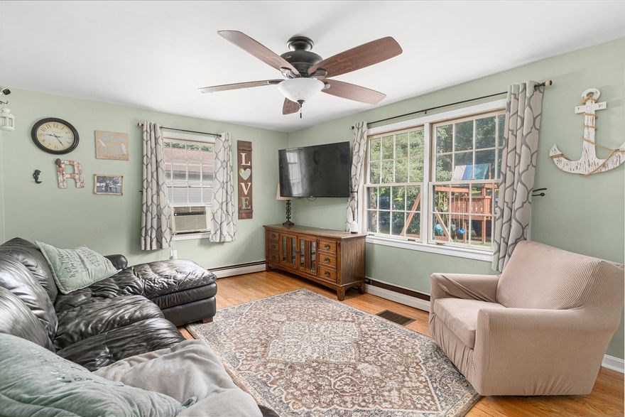 390 Hill Road Burrillville, RI 02859 - Photo 5 of 30