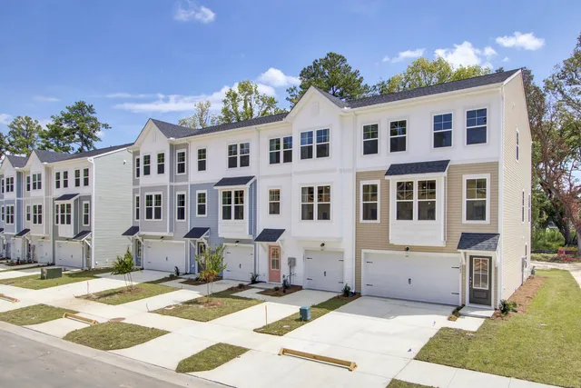 $554,990 | 418 Caledon Court, Johns Island, SC 29455