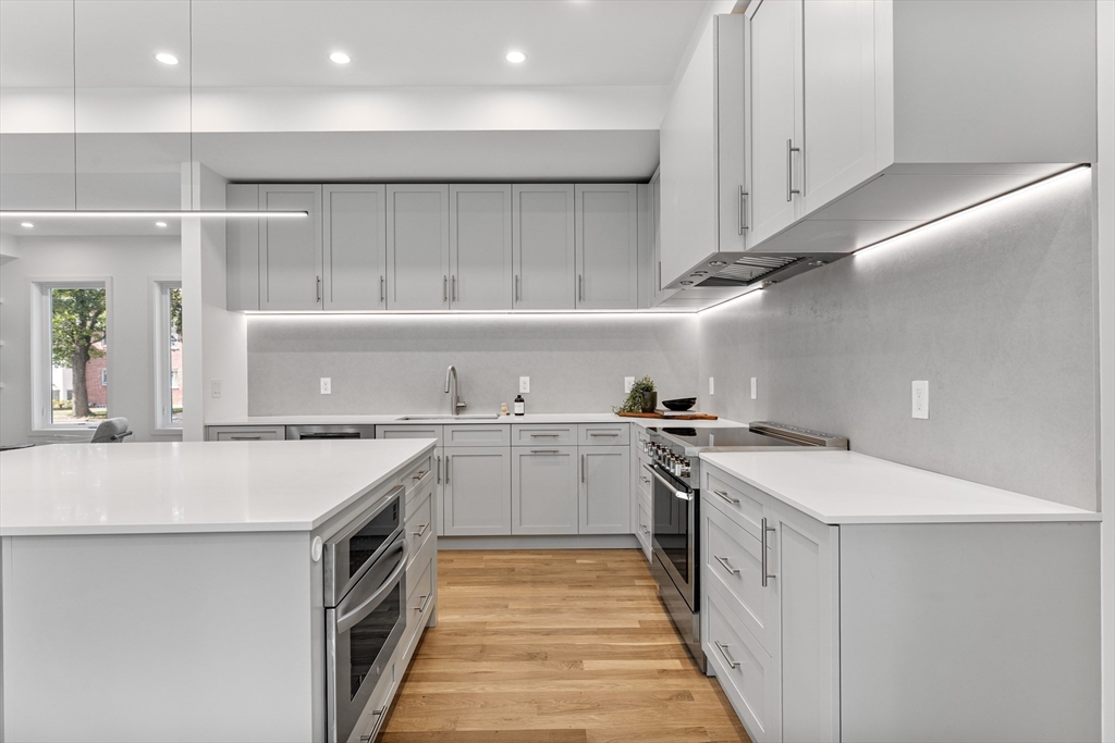 80 Louise Road, Unit 80 Newton, MA 02467 - Photo 5 of 13