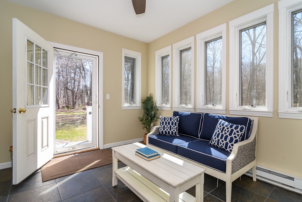 786 Boston Post Road Weston, MA 02493 - Photo 13 of 28