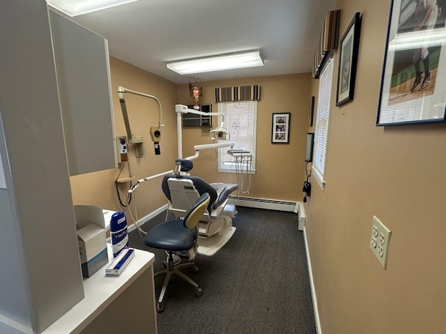 786 Boston Post Road Weston, MA 02493 - Photo 31 of 32