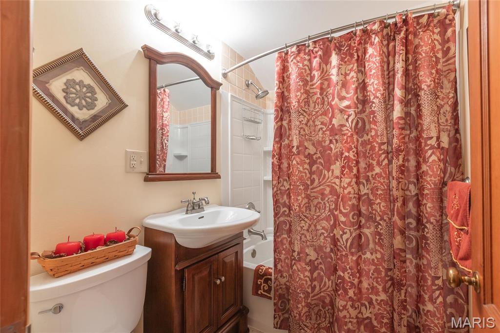 3 Fairmount Drive Alton, IL 62002 - Photo 68 of 96