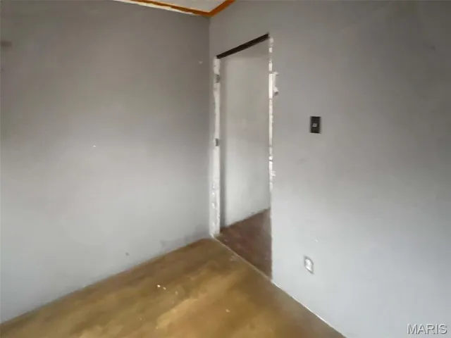 $93,900 | 401 Hill Side Road, De Soto, MO 63020