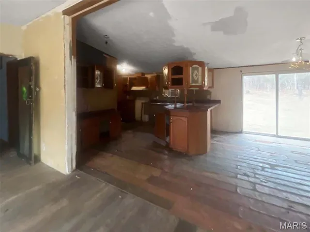 $93,900 | 401 Hill Side Road, De Soto, MO 63020