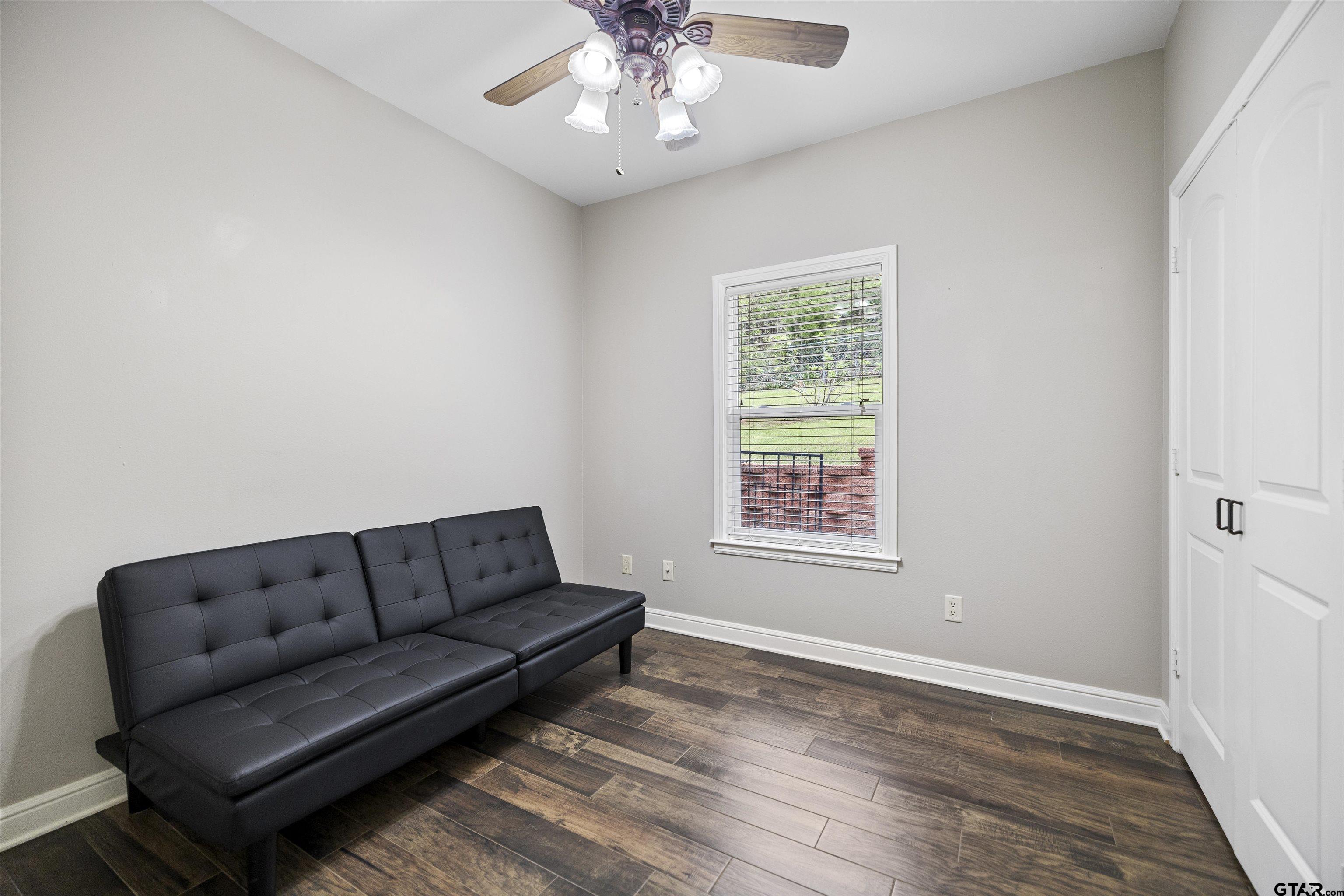 17334 Hidden Valley Lane Flint, TX 75762 - Photo 19 of 33