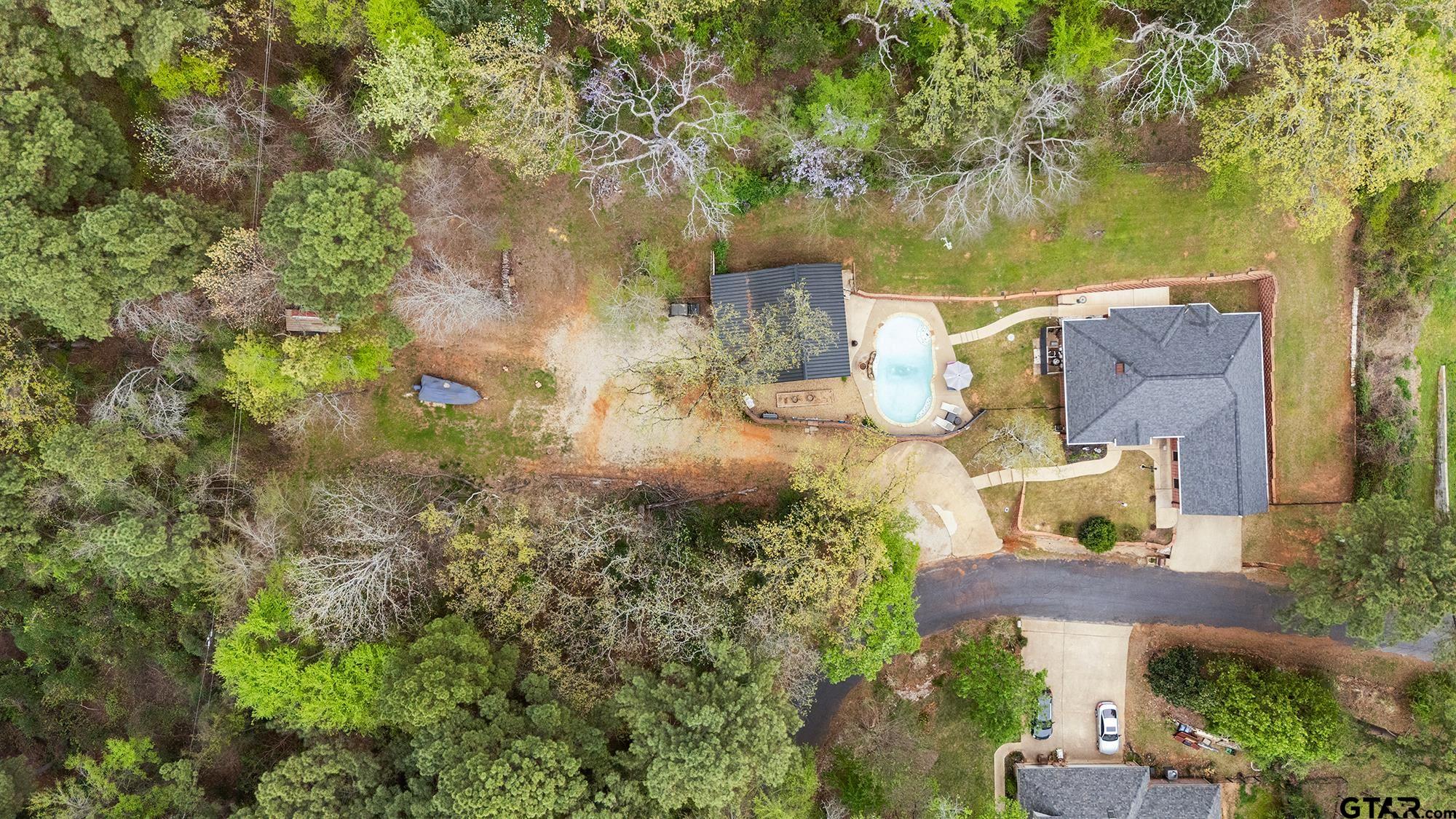 17334 Hidden Valley Lane Flint, TX 75762 - Photo 3 of 33