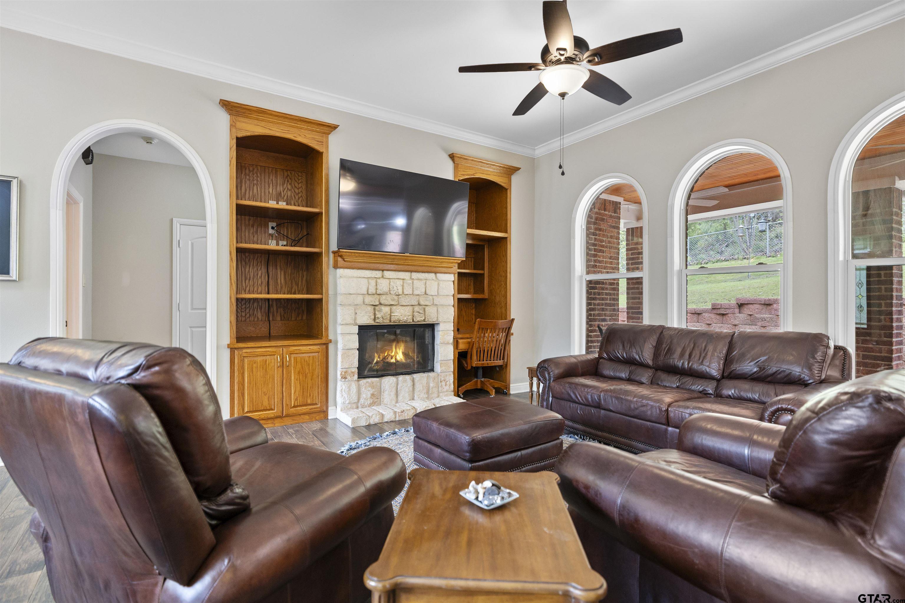 17334 Hidden Valley Lane Flint, TX 75762 - Photo 9 of 33