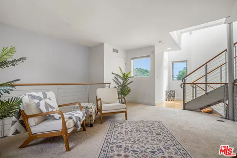 $1,395,000 | 1254 24th Street, Unit 4, Santa Monica, CA 90404