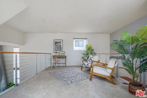 $1,395,000 | 1254 24th Street, Unit 4, Santa Monica, CA 90404