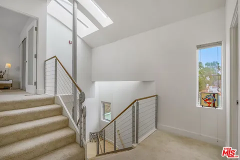 $1,395,000 | 1254 24th Street, Unit 4, Santa Monica, CA 90404