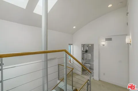 $1,395,000 | 1254 24th Street, Unit 4, Santa Monica, CA 90404