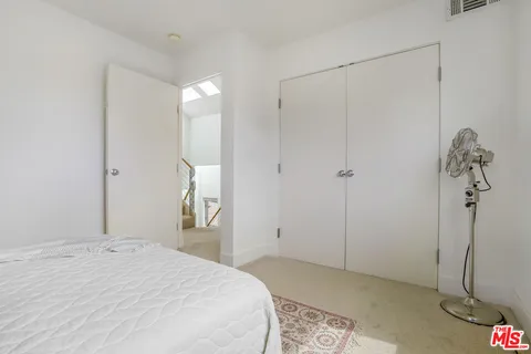 $1,395,000 | 1254 24th Street, Unit 4, Santa Monica, CA 90404