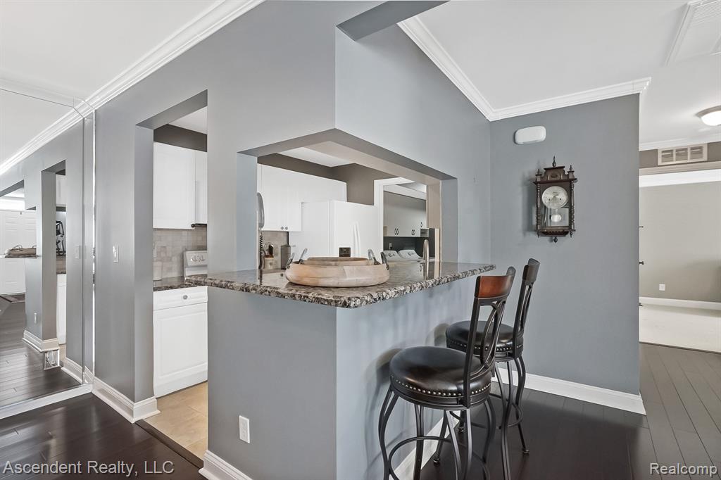 3470 Tremonte Circle, Unit 153 Rochester, MI 48306 - Photo 9 of 25