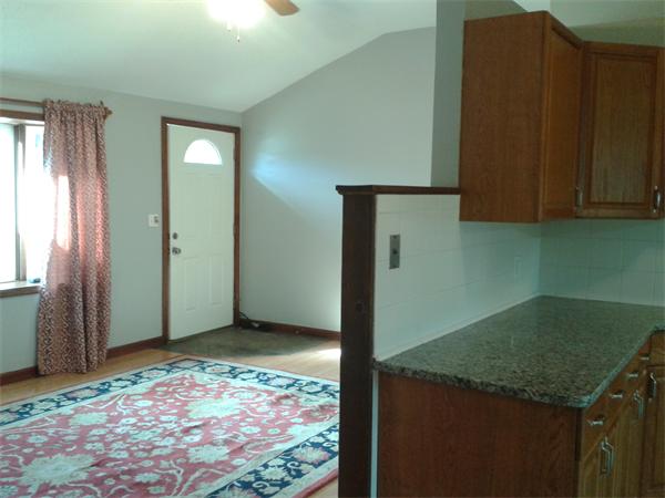 13 Treetop Avenue Springfield, MA 01118 - Photo 4 of 22