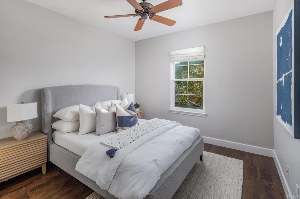 8092 Paseo Arrayan Carlsbad, CA 92009 - Photo 22 of 43 Bedroom
