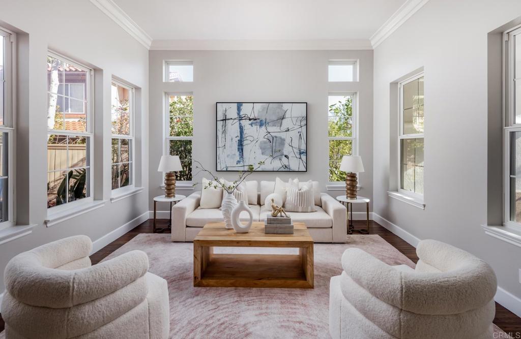 8092 Paseo Arrayan Carlsbad, CA 92009 - Photo 4 of 43 Living Room