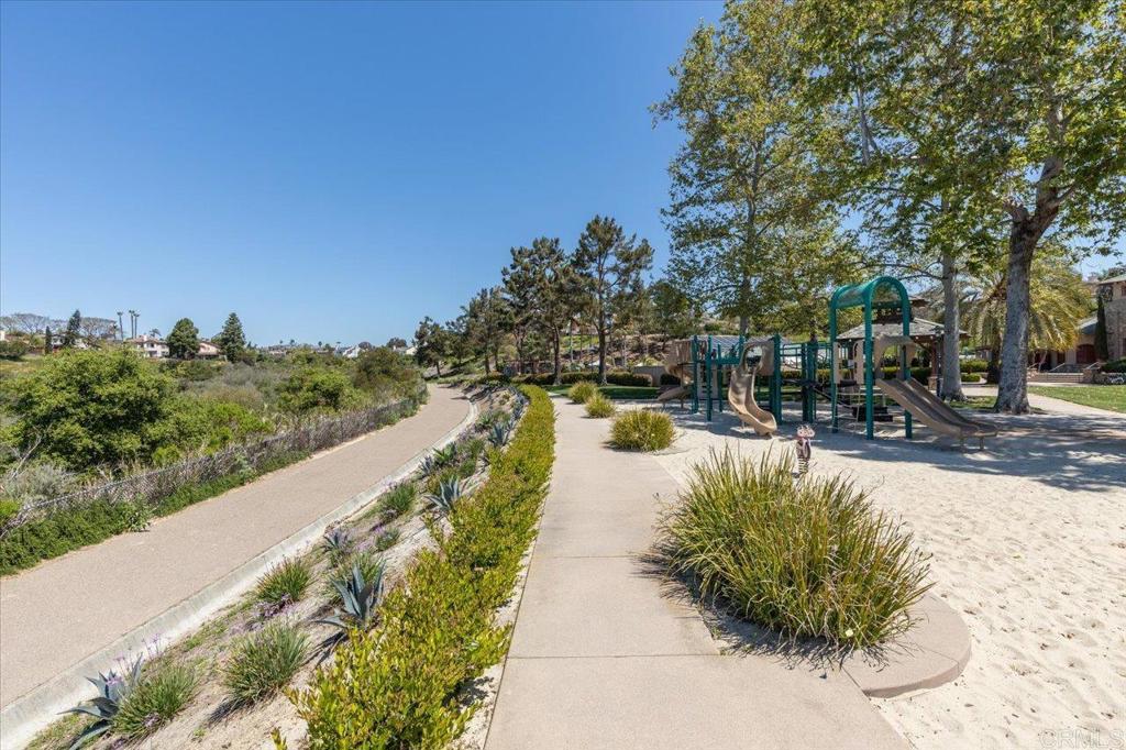 8092 Paseo Arrayan Carlsbad, CA 92009 - Photo 43 of 43 Community Park