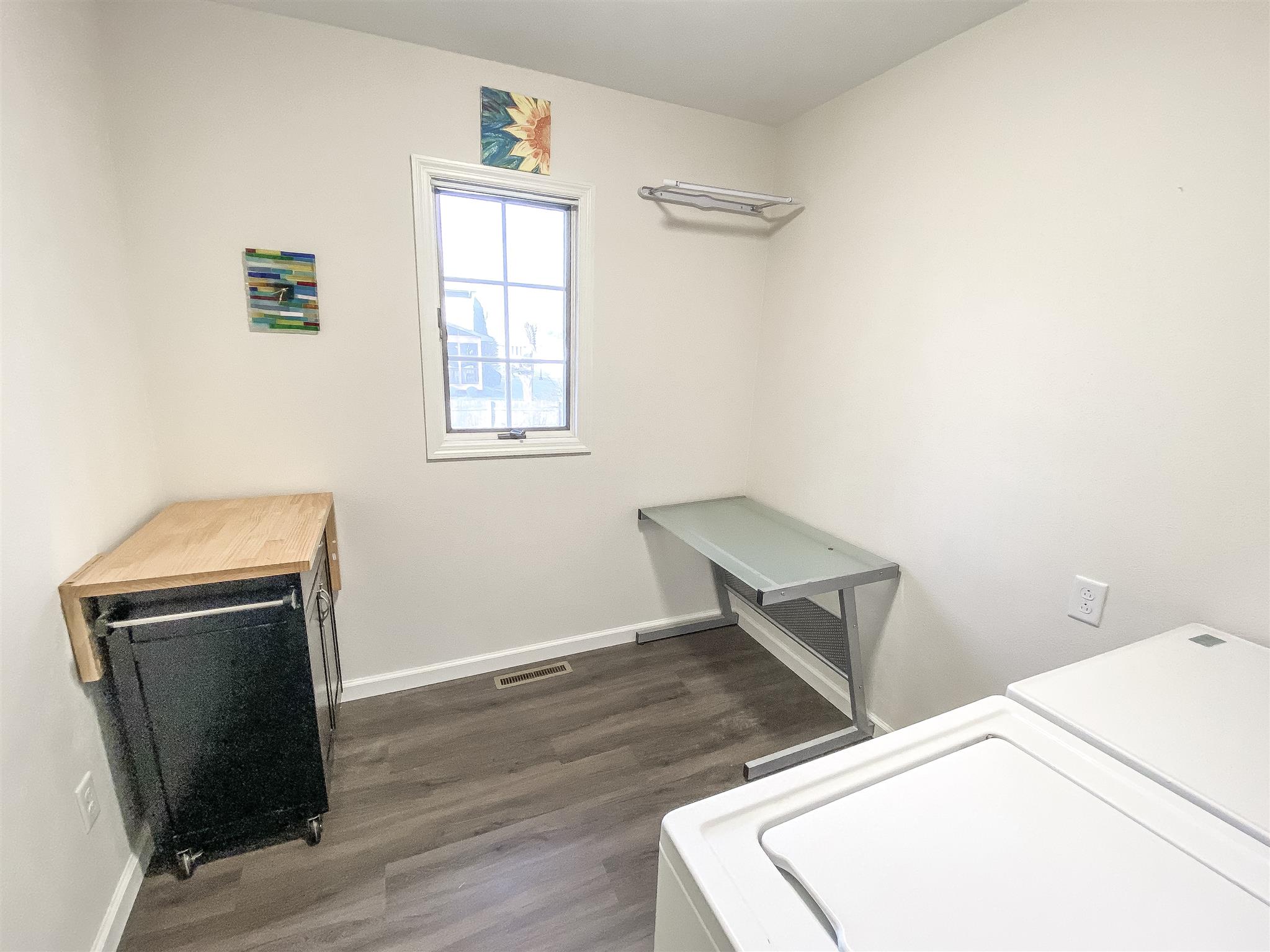 6709 North Camelot Road Peoria, IL 61615 - Photo 27 of 31 Gallery Image 27